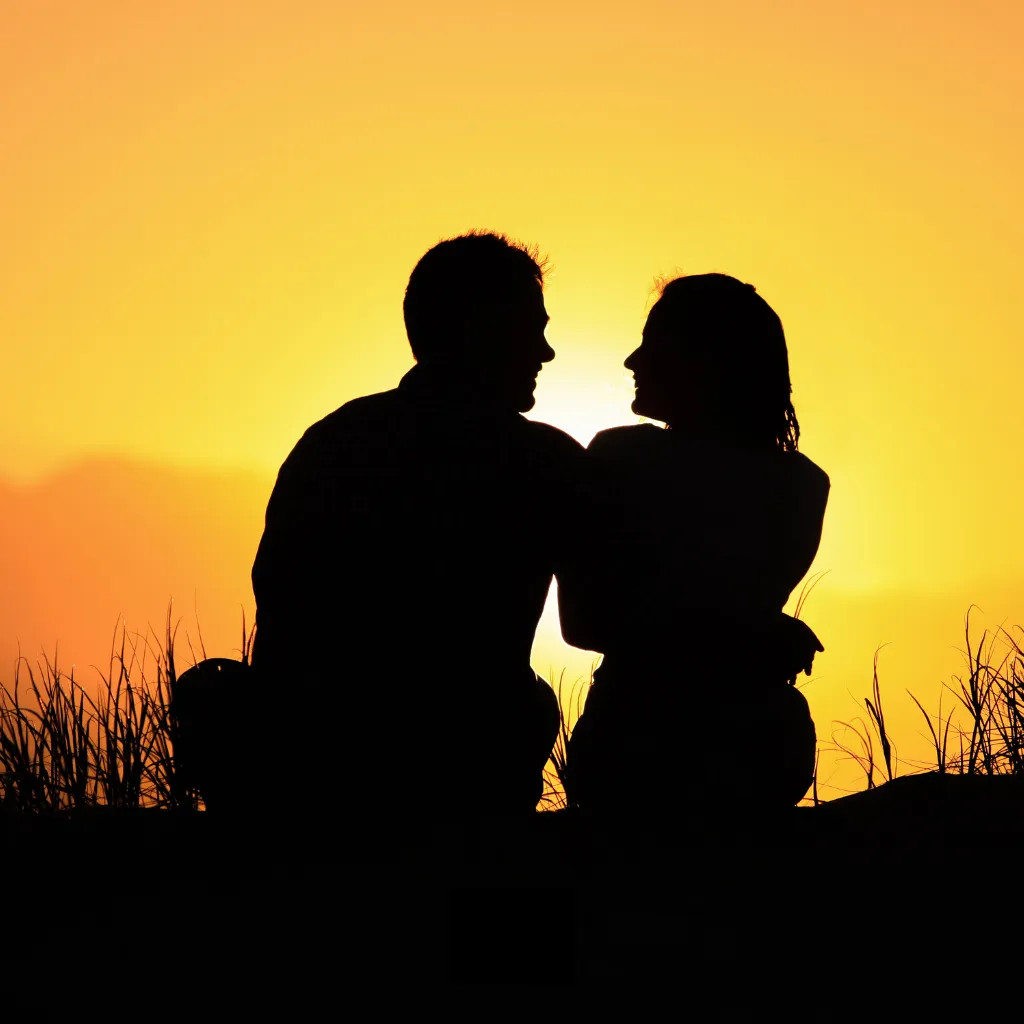 Inagem 1 - Casal ao por do sol